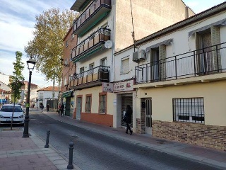 Local en C/ Curas 5