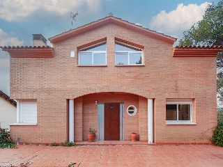 Chalet independiente en C/ de Manuel Ibáñez - Corberá de Llobregat - Barcelona 4