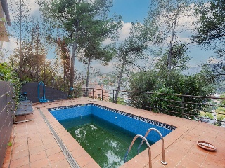Chalet independiente en C/ de Manuel Ibáñez - Corberá de Llobregat - Barcelona 28