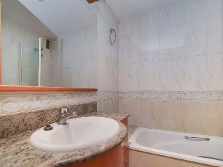 Chalet adosado en C/ Bartomeu Serret i ArgemiGranollers (Barcelona)  15