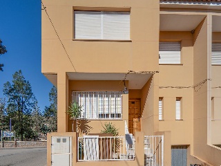 Chalet adosado con garaje en C/ Lima - Totana - Murcia 2
