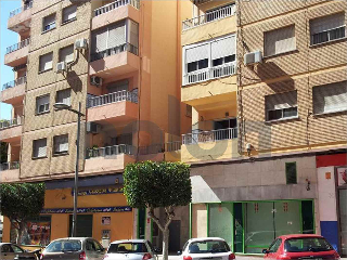 Local en venta en Almeria de 240  m²