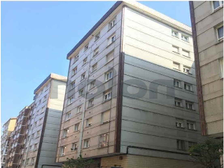 Piso en venta en Gijon de 83  m²