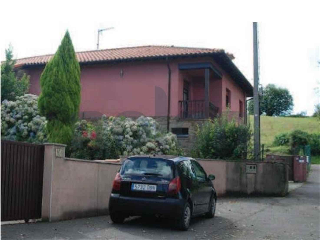 Unifamiliar en venta en Villaviciosa de 235  m²