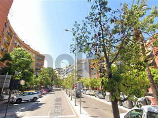 Local en venta en Algeciras de 244  m²
