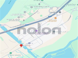 Local en venta en Cadiz de 90  m²