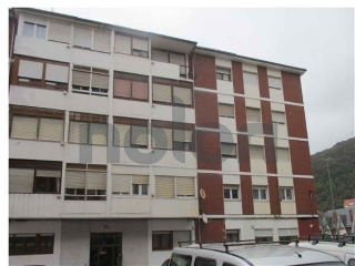 Piso en venta en Santona de 80  m²