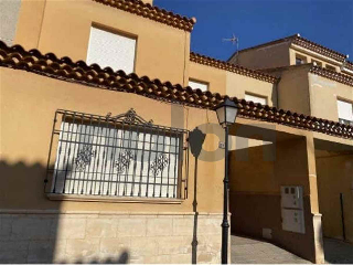 Unifamiliar en venta en Quintanar Del Rey de 130  m²