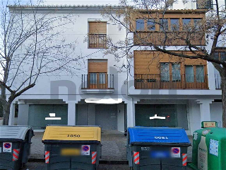Local en venta en Granada de 130  m²