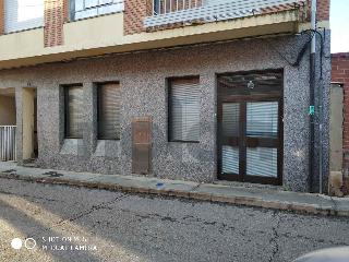 Local en venta en Fresno De La Vega de 107  m²