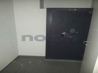 Local en venta en Dos Hermanas de 264  m²