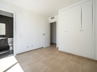 Verge Del Carme 16