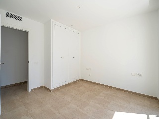 Verge Del Carme 21