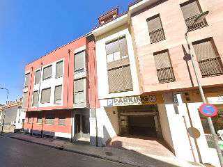 Piso en venta en Llanes de 94  m²