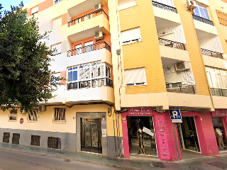 Piso en venta en Almería de 111  m²
