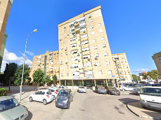Piso en venta en Sevilla de 77  m²