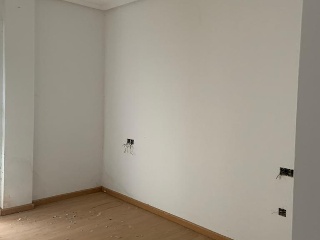 PUERTA LA VILLA 12