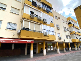 Piso en venta en Sevilla de 68  m²