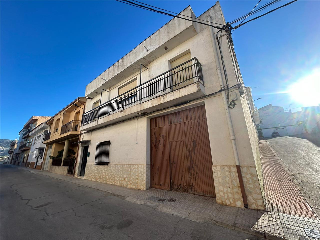 Pisos banco Pozo Alcón