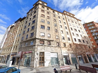 Piso en venta en Pamplona de 100  m²