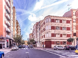 Piso en C/ General Primo de Rivera - Logroño - 3