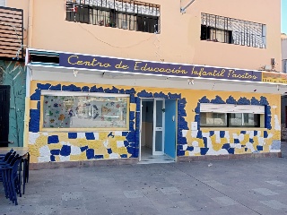 Local en venta en Marbella de 83  m²