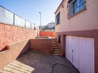 Chalet independiente en construcción en La Zubia - Granada - 46