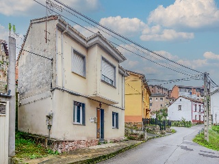 Piso en venta en Aller de 56  m²