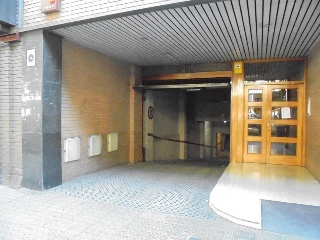 Plazas de garaje en Paseo Pedro III 2