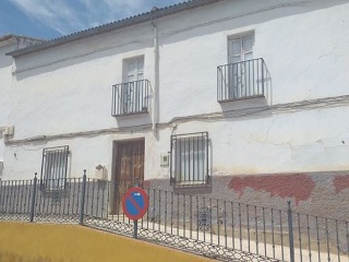 Casa adosada en C/ Perchel 3