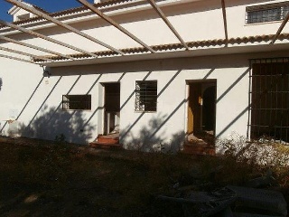 Vivienda en C/ Diseminados, Cabra (Córdoba) 3