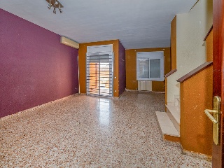 Chalet adosado en Santa Perpètua de Mogoda - Barcelona - 3