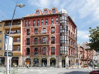 Piso en venta en Castro-urdiales de 65  m²