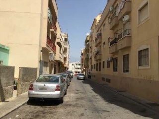Piso con garaje en C/ General Castaños - Roquetas de Mar - Almería 2