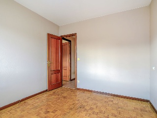 Piso y garaje en C/ Manuel Falla, Oviedo (Asturias) 11