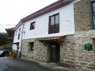 Casa adosada en C/ Huertomuro, Aller (Asturias) 8