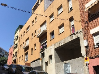 Piso en venta en Santa Coloma De Gramenet de 82  m²