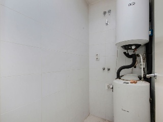 Pisos y garajes en Ps. dels Almogavers - Sabadell - Barcelona 9