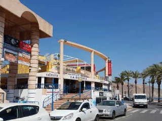 Local en venta en Roquetas De Mar de 684  m²