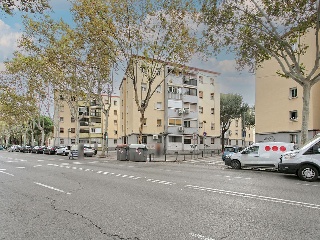 Piso en venta en Badalona de 56  m²
