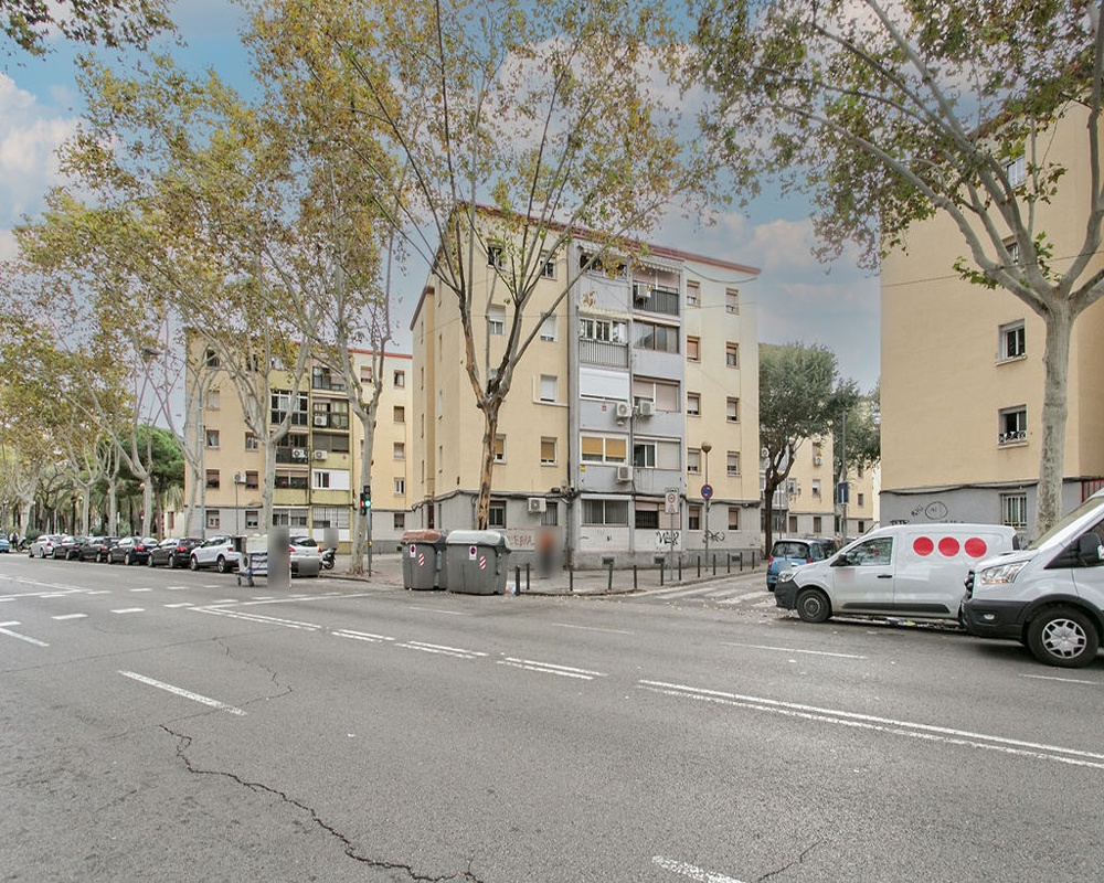 Pisos en Av Maresme - Badalona -