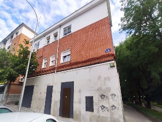 04220-0001 3