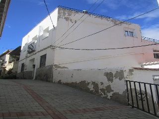 01600-0001 11
