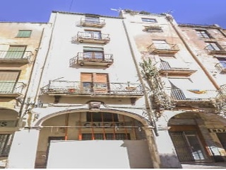 Piso en venta en Valls de 61  m²