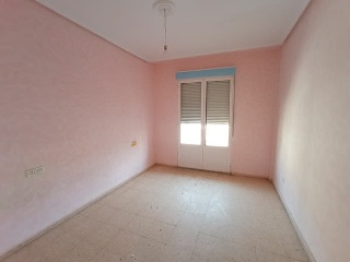 04399-0001 9