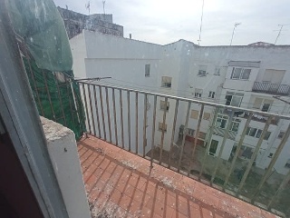 04399-0001 31