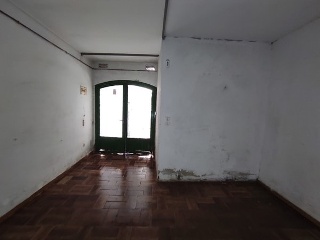 00194-0001 12