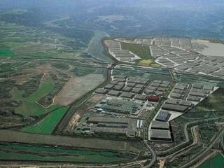 02093-0001 4