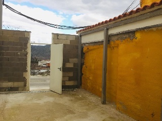 04256-0001 6