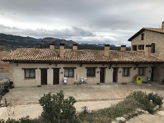 04670-0001 3
